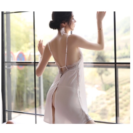 Tặng kèm chip- Váy ngủ lụa satin xẻ sau quyến rũ S800