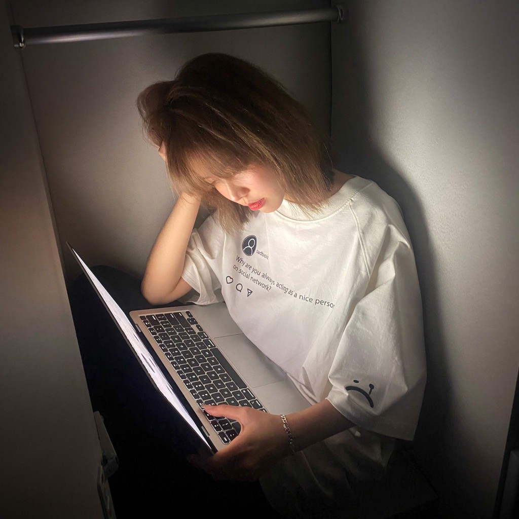 Áo thun Sadboiz SADTAGRAM WHILE Chính Hãng , Tee SadBoiz Instagram Real Nam Nữ TUN STORE UNISEX