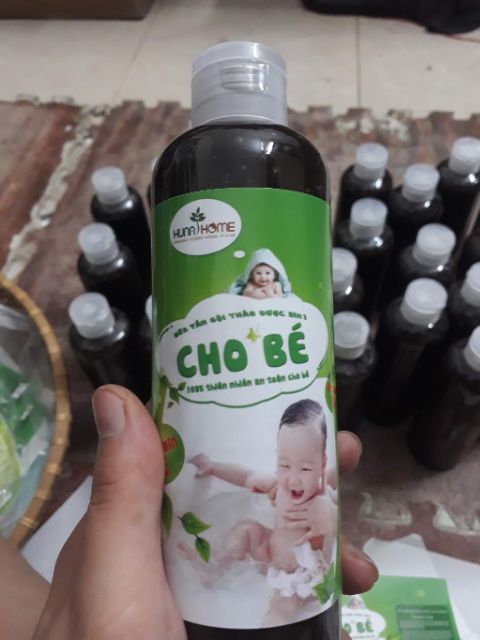 Sữa tắm thảo dược 2in1 cho bé yêu