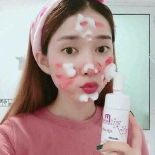 Sữa rửa mặt tạo bọt Lycopen Mwhite