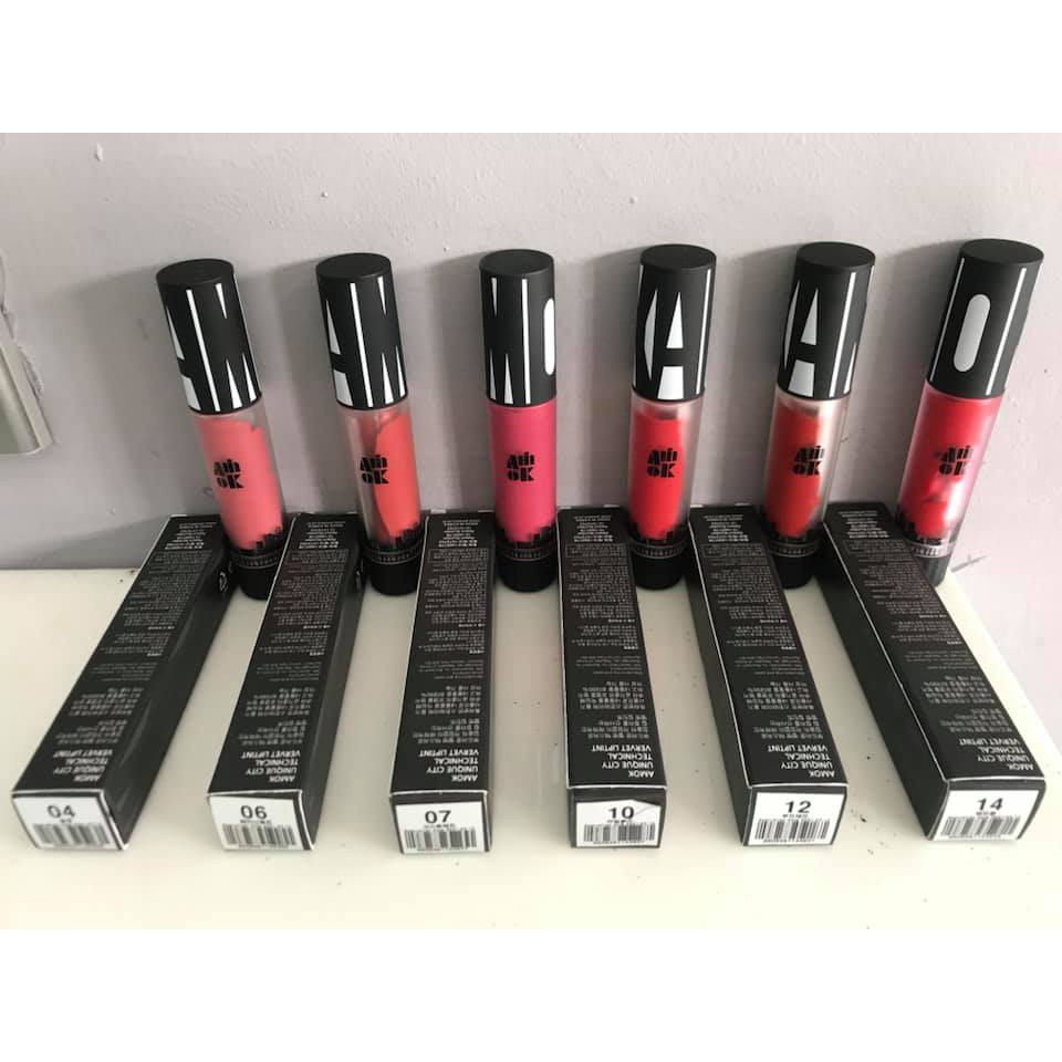 Son kem lì chuẩn màu Amok Unique City Technical Lipstick