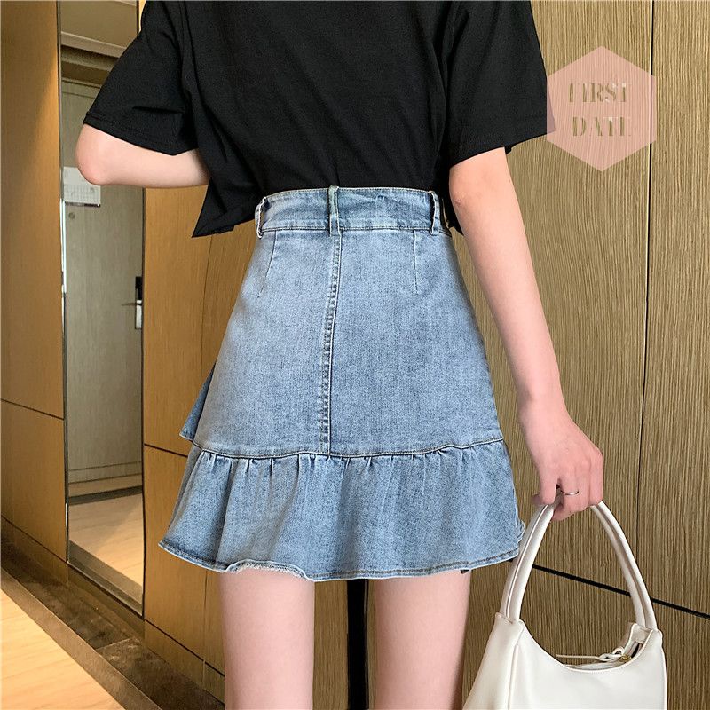 Chân váy bò Chân váy jean FIRST DATE ngắn denim nữ cạp cao hông chữ A 2 tầng đuôi cá