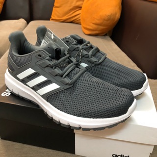 Giầy adidas energy cloud, là dòng giầy running, mềm mại, êm ái, ko gây đau chân khi chạy. Hàng auth 100%