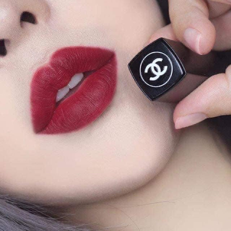 Son chanel rouge allure velvet extreme MATTE 116