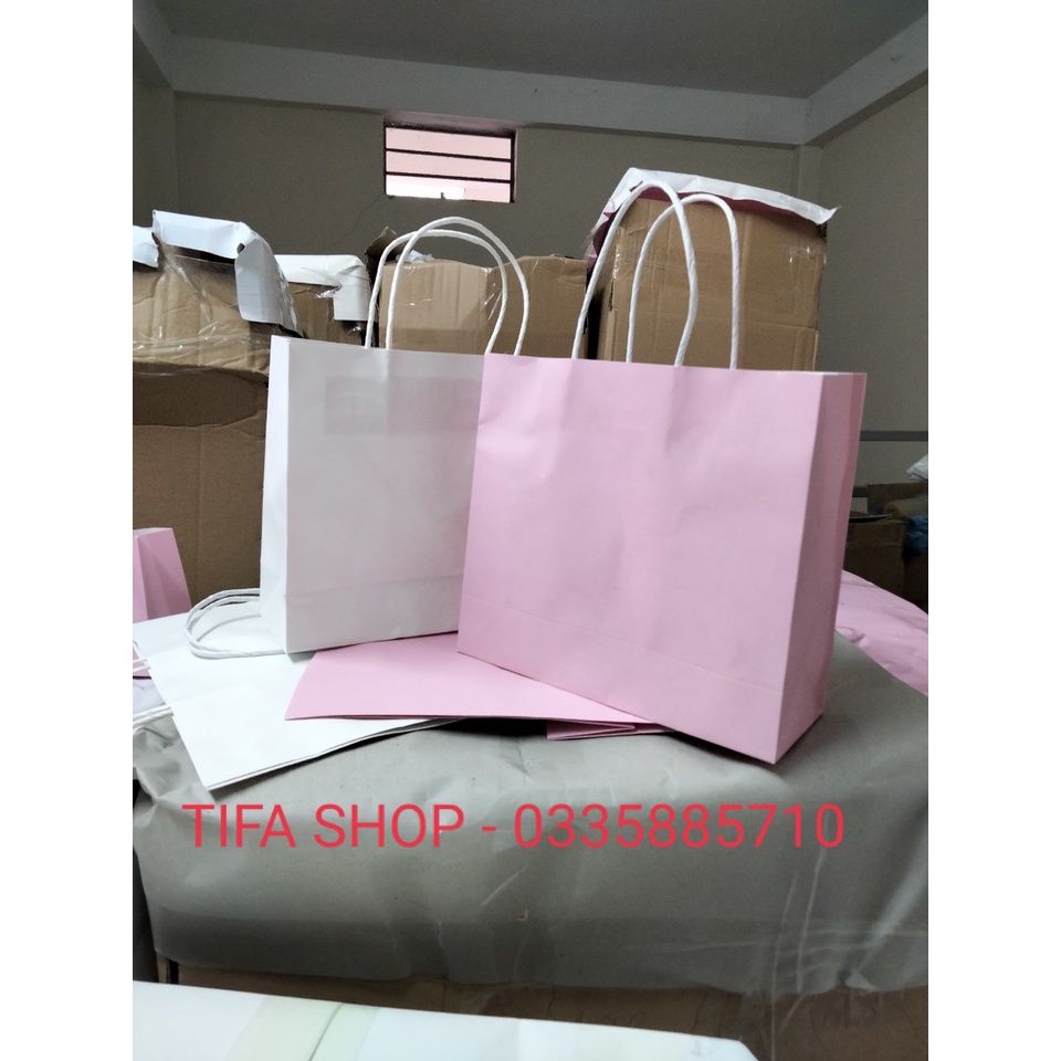 Sét 100 túi giấy kt 22x20x8cm đựng mỹ phẩm, quần áo Kraft Nhật quai xoắn cao cấp có sẵn