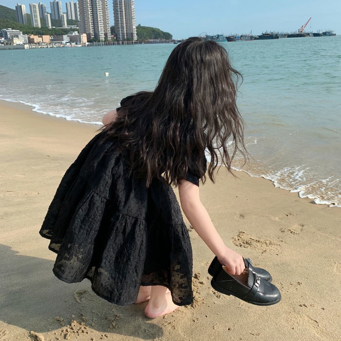 Đầm Công Chúa Màu Đen Cổ Vuông Tay Phồng Thời Trang Mùa Hè Cho Bé Gái