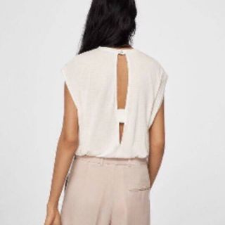 Áo sát nách lụa Mango vnxk