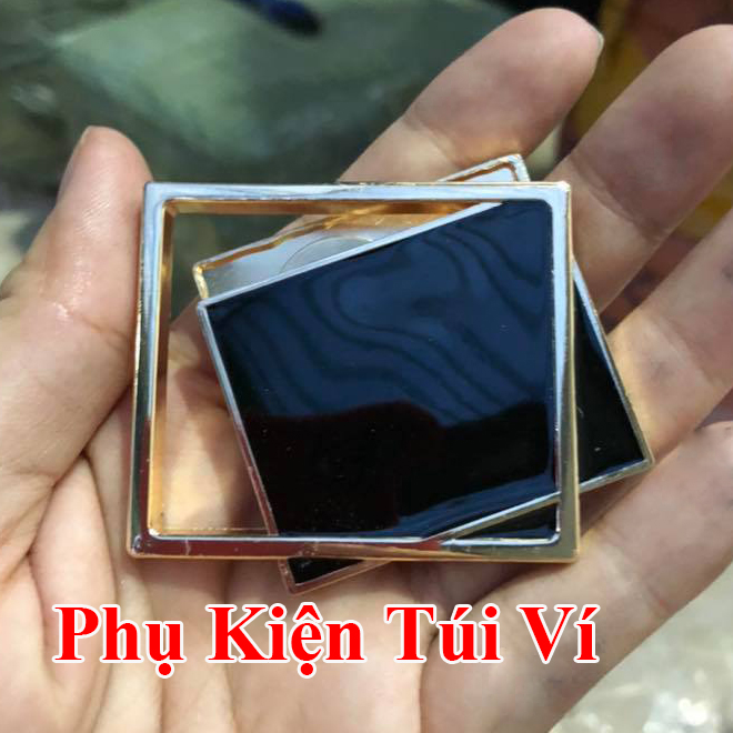 Mạc chữ nhật đen 4.4x5.1cm