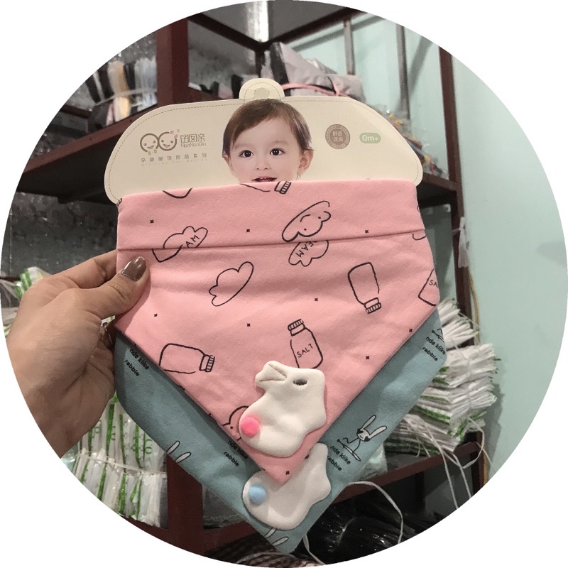 Khăn yếm tam giác cho bé họa tiết đẹp set 2 yếm
