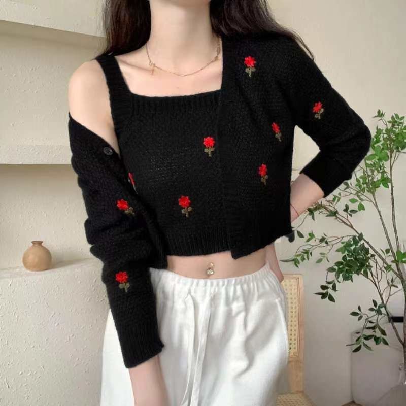 Set Áo Hai Dây Thêu Hoa Nhỏ + Áo Khoác Cardigan Dệt Kim Thời Trang Trẻ Trung