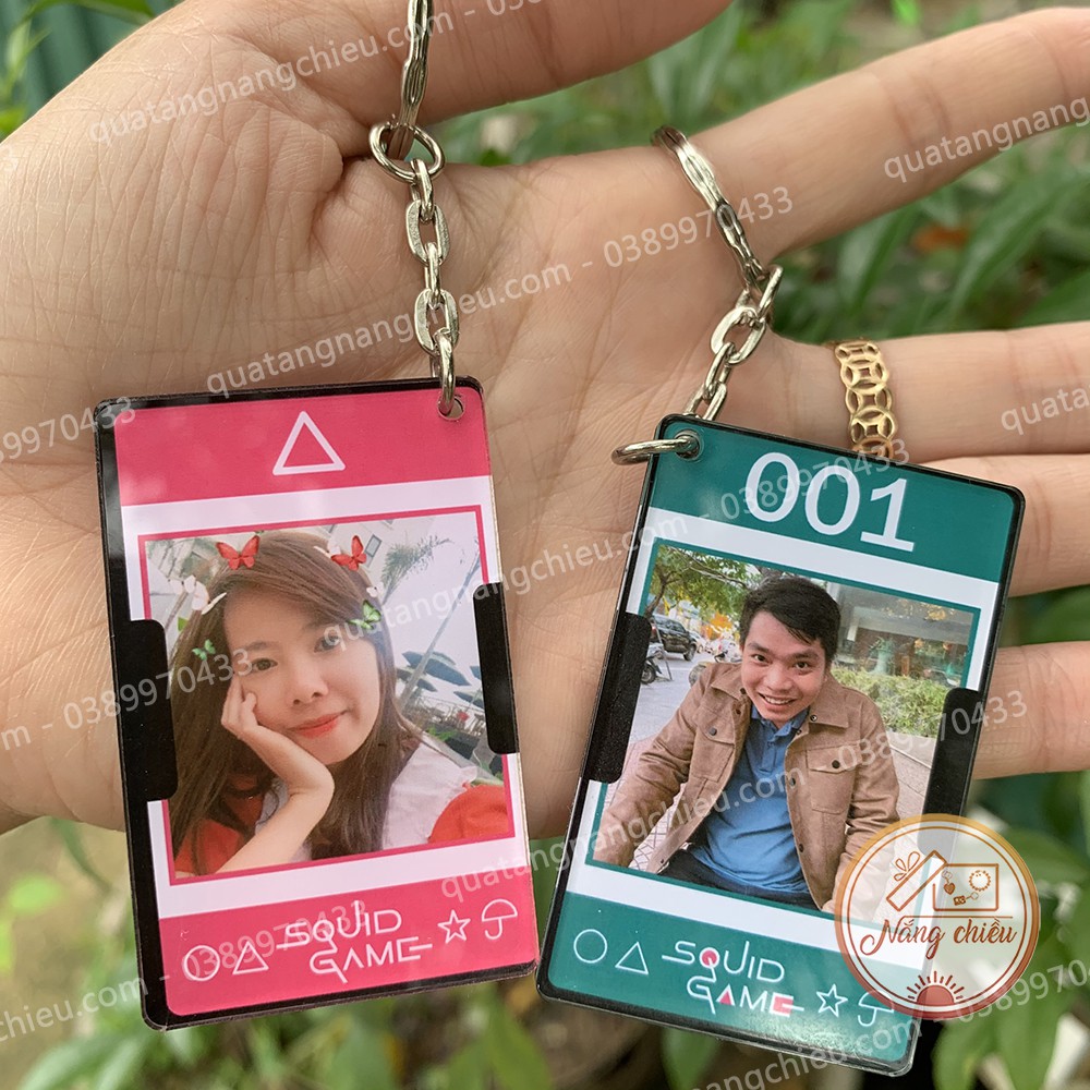 Móc khóa hình nhân vật Squid game, chất liệu mica in theo yêu cầu