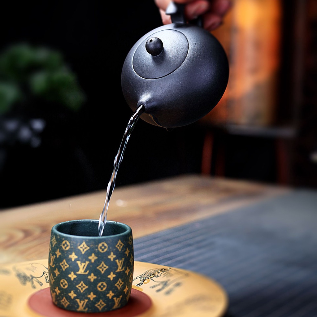 Ấm Tử Sa Nghi Hưng Tây Thi Bá Phi 230 ml (Hắc Nê)