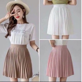 Chân váy dập ly dáng ngắn kèm quần trong