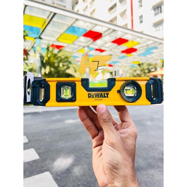 Thước Thuỷ Dewalt 15cm-25cm