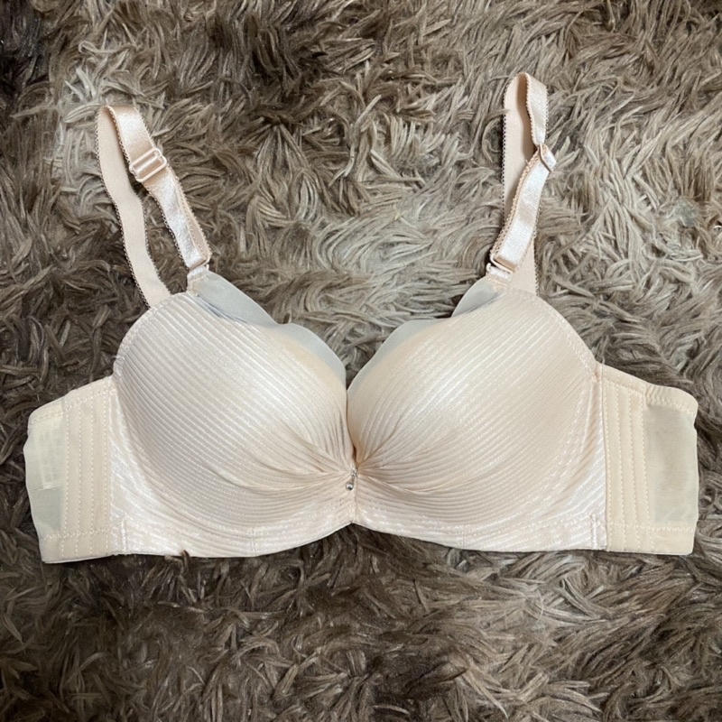 Áo lót,bộ lót xuất khẩu hàng xuất dư form đẹp ,còn thừa mầu và size shop thanh lý xả lỗ | BigBuy360 - bigbuy360.vn