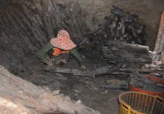 Than đước 1kg