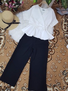 Sét áo peplum + quần lửng và ảnh thật