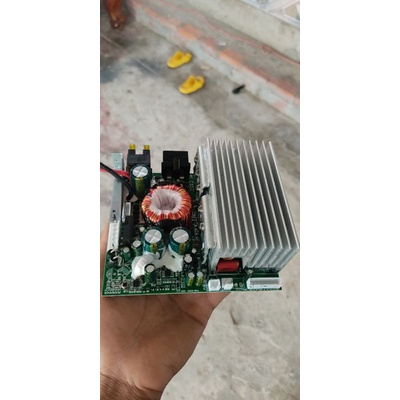 Mạch Khuếch Đại Công Suất 12V 600w 4 Tấc Đôi