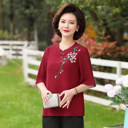 Áo Trung Niên MT771, Mẫu Áo Trung Niên Nữ Form Rộng Cổ Tàu Thêu Hoa Chất Voan Hàn Mát Mẻ | Thời Trang Trung Niên U50
