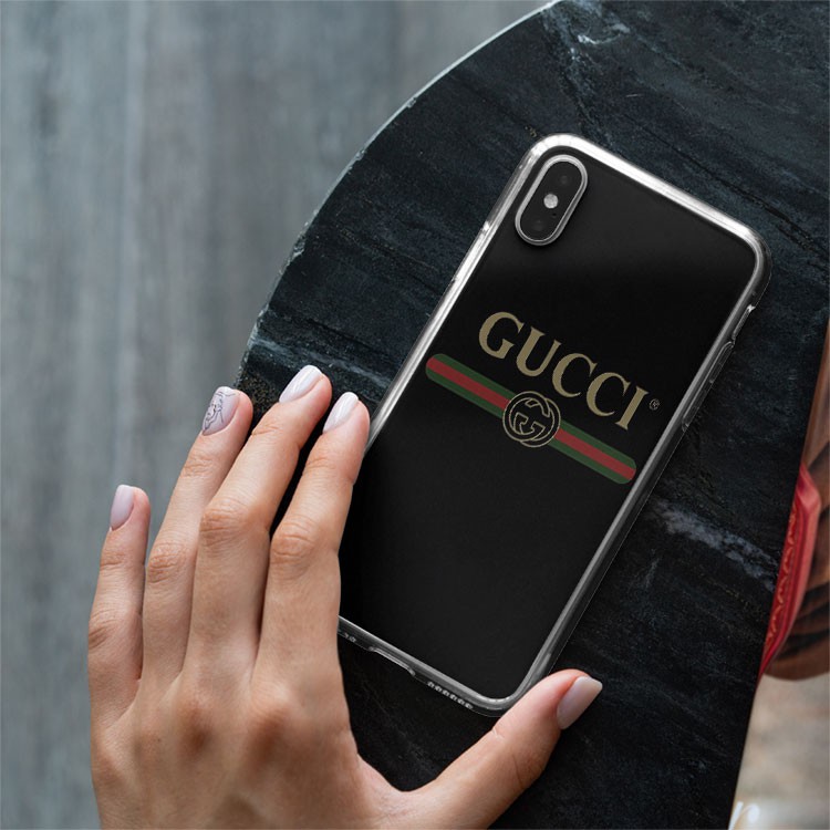 Ốp Lưng Gucci quyến rũ logo gucci nền đen huyền bí dành cho Iphone 5 đến 12 Promax SUPPOD00021