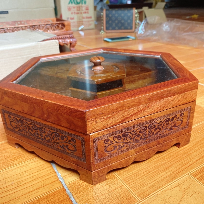 Khay Đựng Bánh Kẹo Ngày Tết bằng Gỗ  Cao cấp Lục Giác Kính-Khay mứt in hoa văn và chúc mừng năm mới