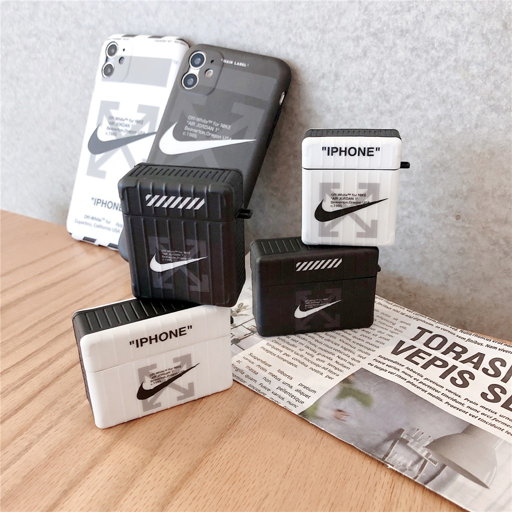 Vỏ bọc bảo vệ hộp sạc tai nghe Airpods in hình logo Nike OFF-WHITE