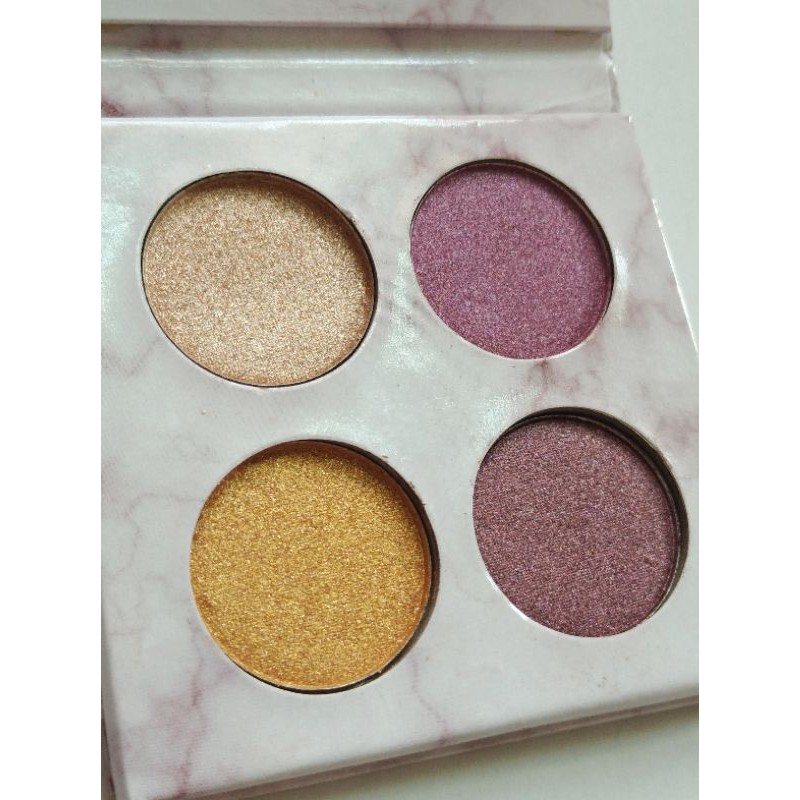 Phấn mắt AMUSE Love eyeshadow 4 màu 4g
