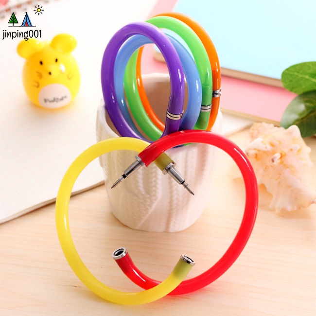 Bút bi viết chữ kiêm vòng tay mềm dẻo thiết kế mới lạ màu sắc ngẫu nhiên dành cho học sinh/giới văn phòng | BigBuy360 - bigbuy360.vn