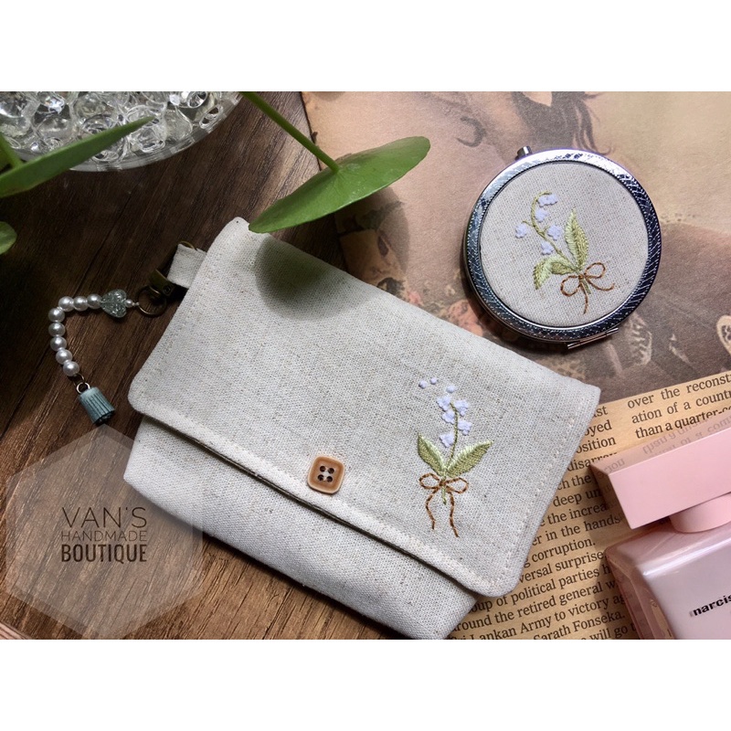 Ví vải thêu tay hoa linh lan, quà tặng handmade