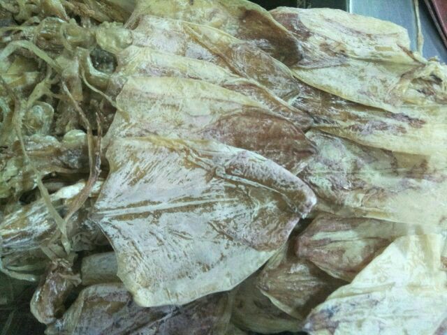 10 con mực khô Nha Trang y hình 100% khô mực rất ngọt cam kết uy tín chất lượng.