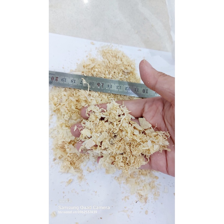 Dăm bào mùn cưa gỗ tự nhiên ép khối Bịch 1kg / bao PE Dùng lót chuồng hamster, bọ, thỏ , gà, ngựa, làm chất đốt