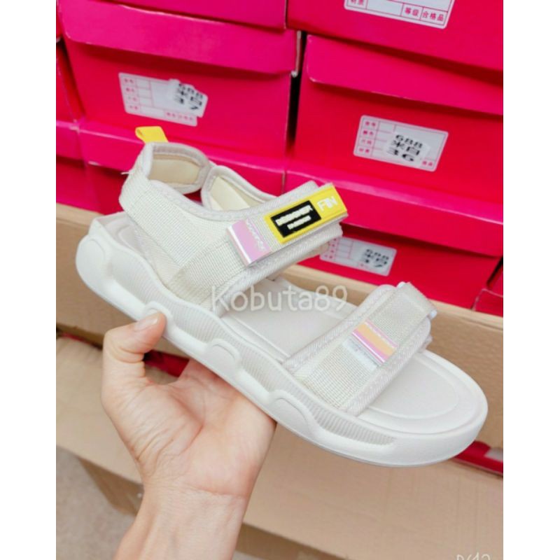 Sandal nữ ulzzang FIN học sinh giá rẻ,Sandal Nữ Unisex Nam Nữ Đế Êm 2 Quai 3 Màu Hot Trend,Dép Quai Hậu Nữ Siêu Đẹp