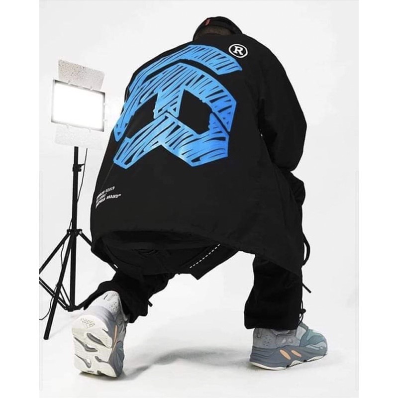 áo khoác đen size M