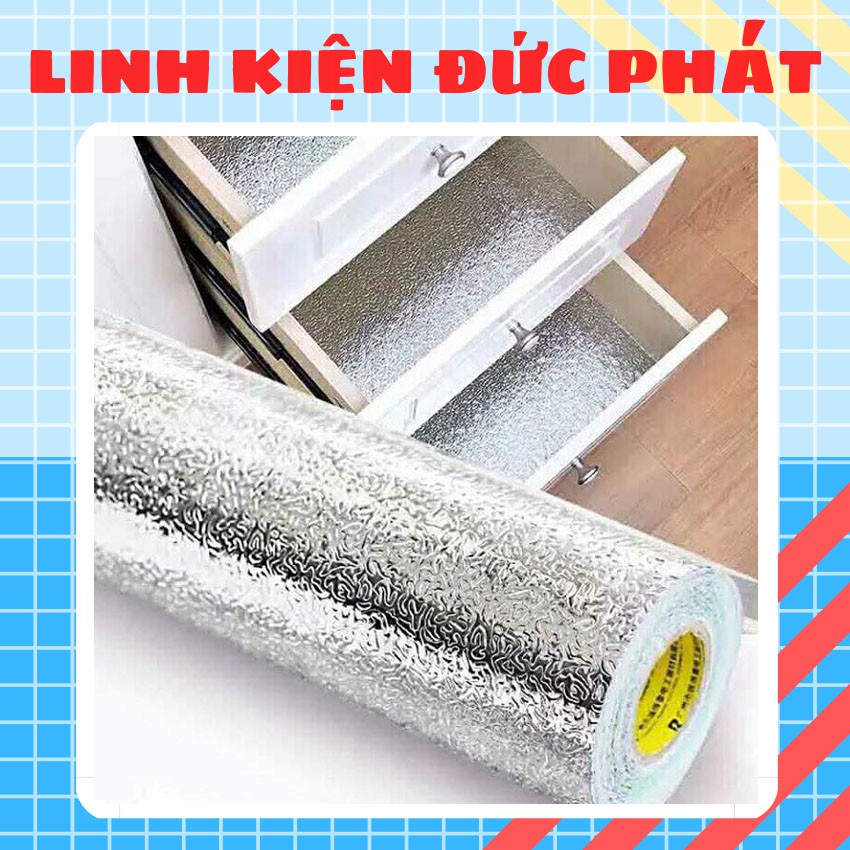 Cuộn giấy bạc dán bếp cách nhiệt, miếng decal dán tường nhà bếp chống thấm bền đẹp