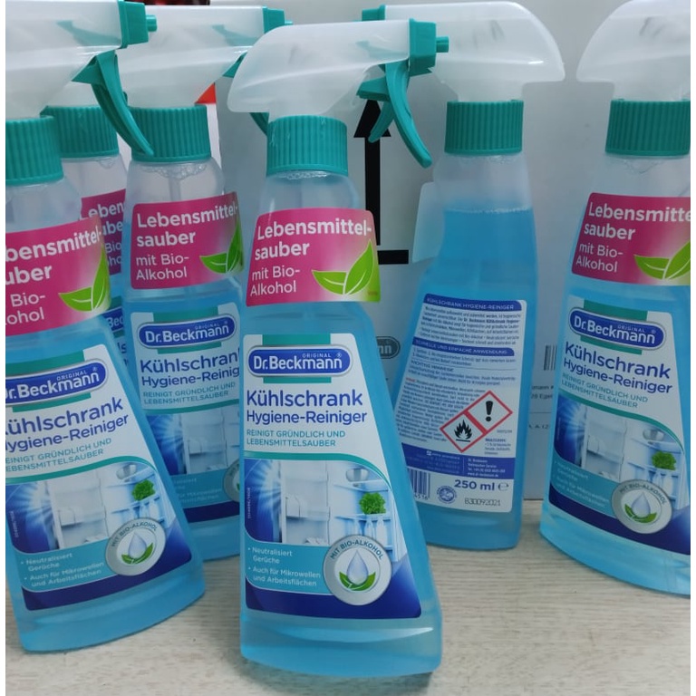 Dr. Beckmann- Dung dịch vệ sinh tủ lạnh, lò vi sóng 250ml giúp vệ sinh sạch sẽ nhanh chóng cả bên trong lẫn bên ngoài