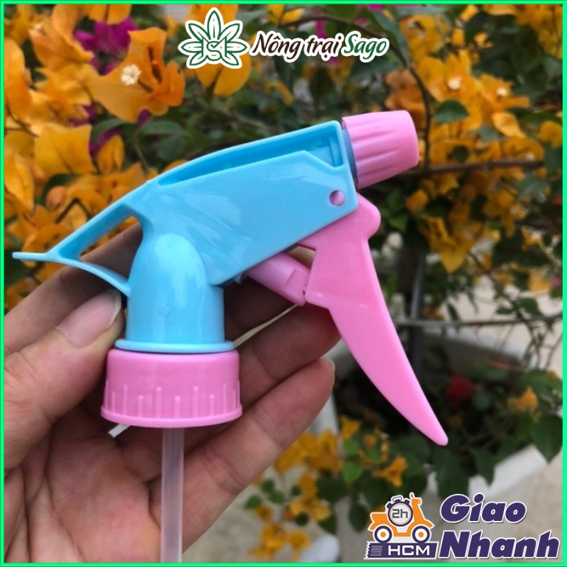 Đầu Vòi Xịt Phun Sương Gắn Chai Nhựa (Giao màu ngẫu nhiên) - Nông Trại Sago