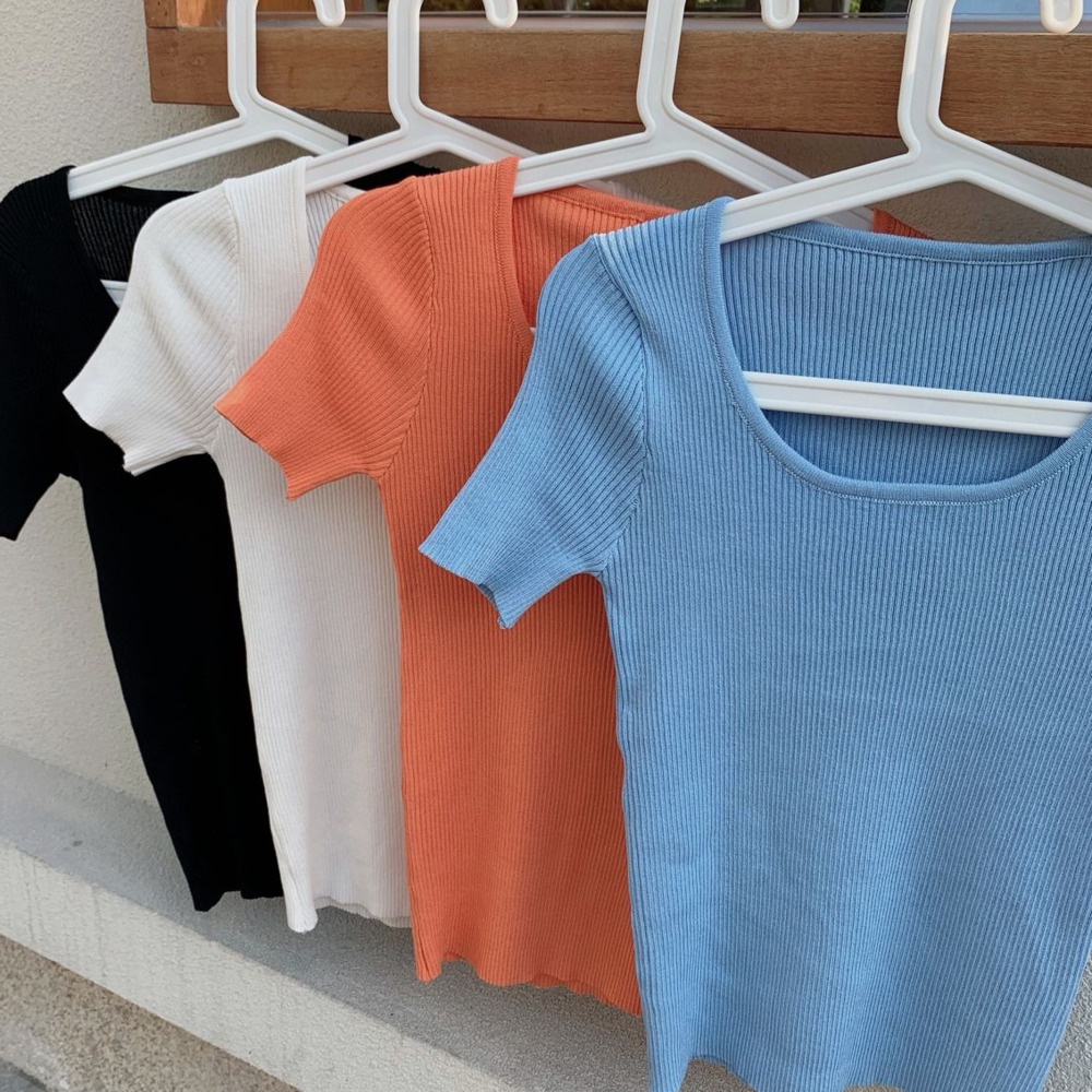 Áo Sweater Tay Ngắn Cổ Vuông Form Ôm Thời Trang Phương Tây