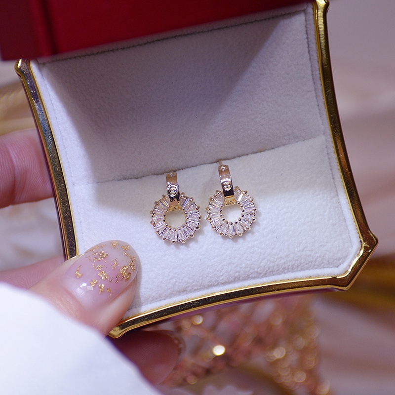 Bông tai tròn 14k đính đá zircon sang trọng chất lượng cao
