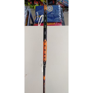 Vợt cầu lông YONEX khung cacboon (1 vợt + Đan sẳng cước + Cuộn cán)