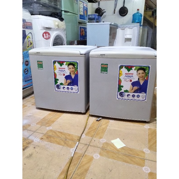 Tủ lạnh sanyo 50lit còn mới 80-90% zin nguyên bản