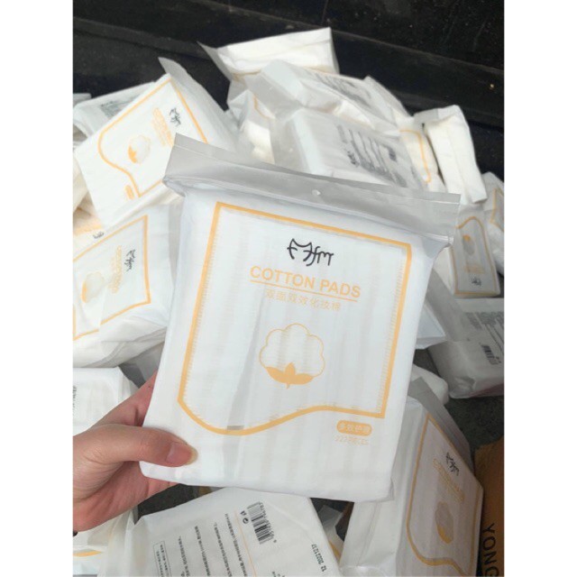 Bông Tẩy TrangSALEBông Tẩy Trang Cotton Pads 3 Lớp Túi 222 Miếng Mềm Mịn Dày Dặn Không Kích Ứng Da Hàng Nội Địa Trung