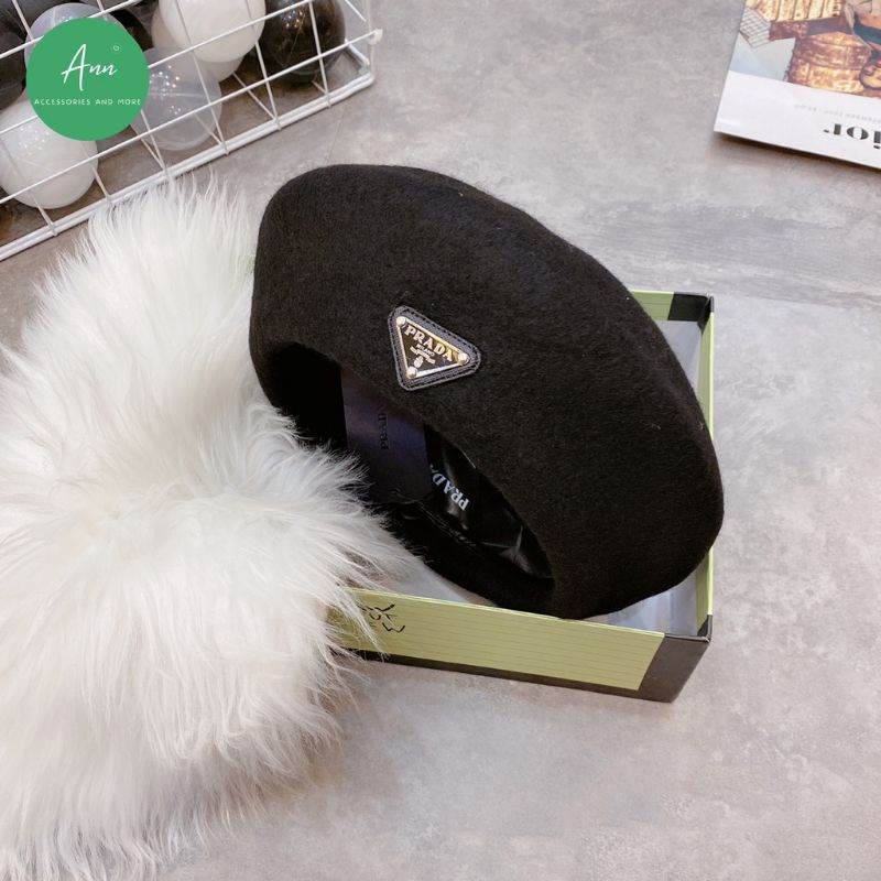 Mũ nồi beret lông thỏ mịn gắn tag  prada cao cấp