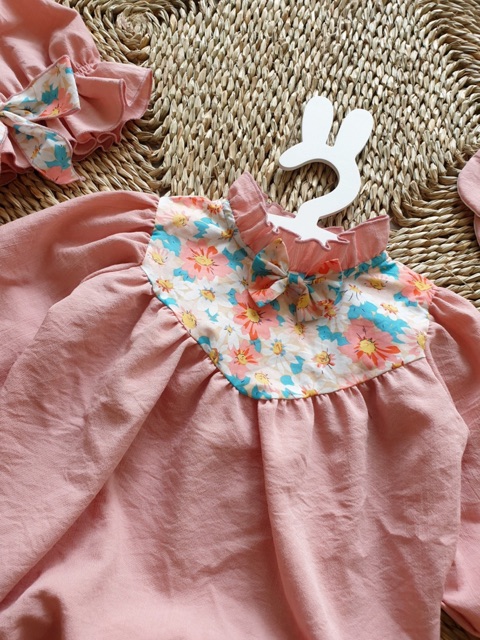 Body tay phồng phối hoa ngực | BigBuy360 - bigbuy360.vn