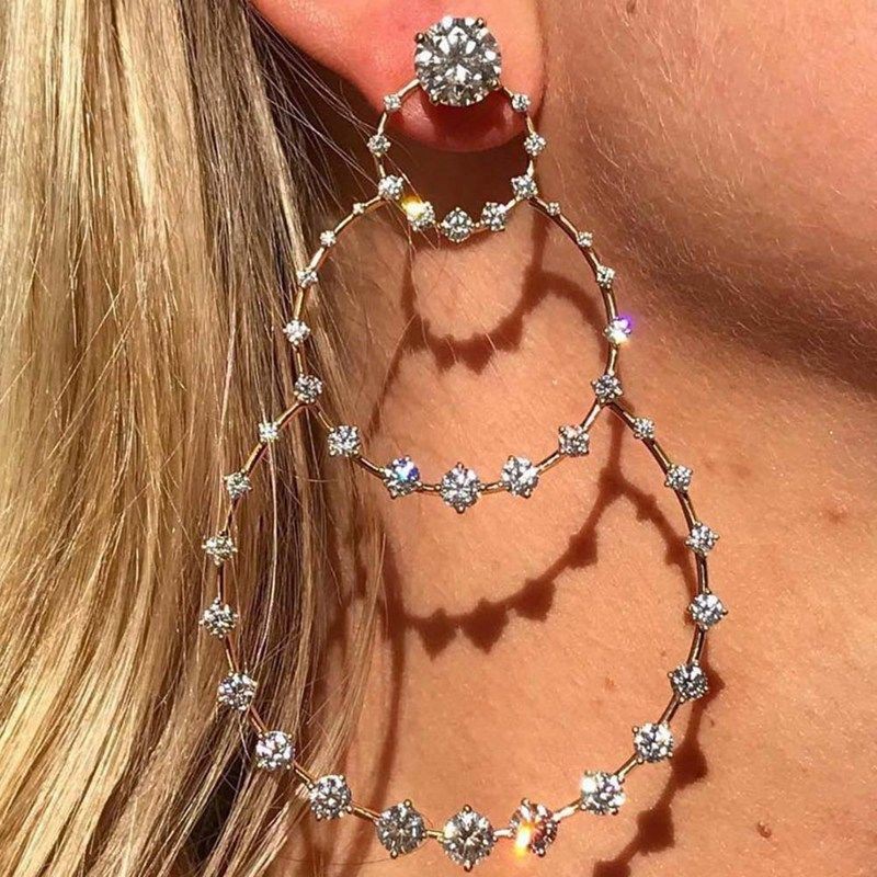 Hoa tai dài dáng tròn đính đá phong cách Punk cho nữ