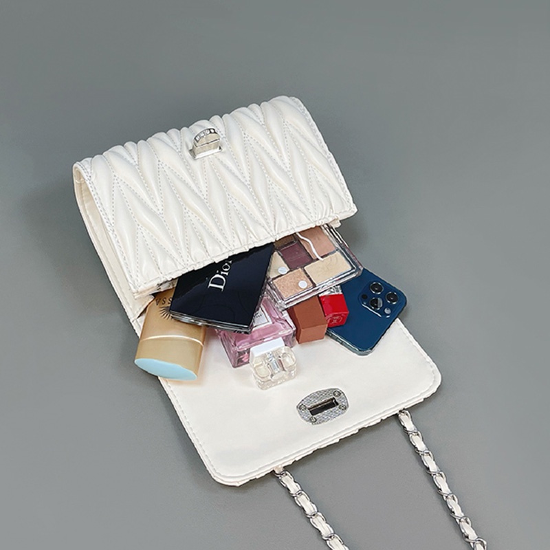 Túi xách IELGY màu trắng đính đá phối dây xích phong cách thời trang