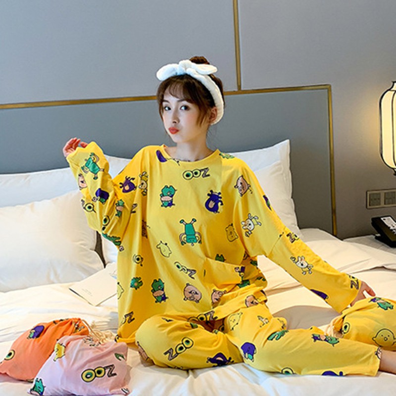 Ready stock Bộ đồ ngủ họa tiết hoạt hình xinh xắn