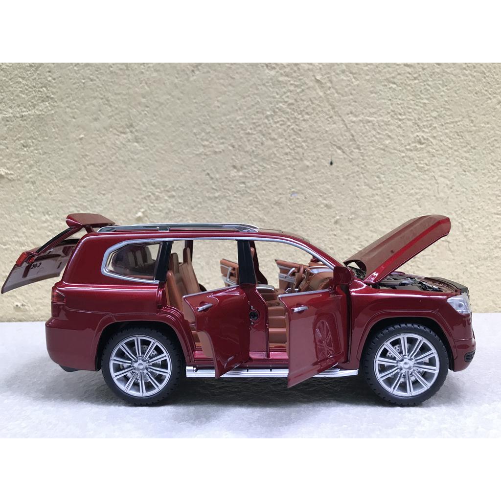 Xe mô hình TOYOTA land Cruiser 2022 1:24