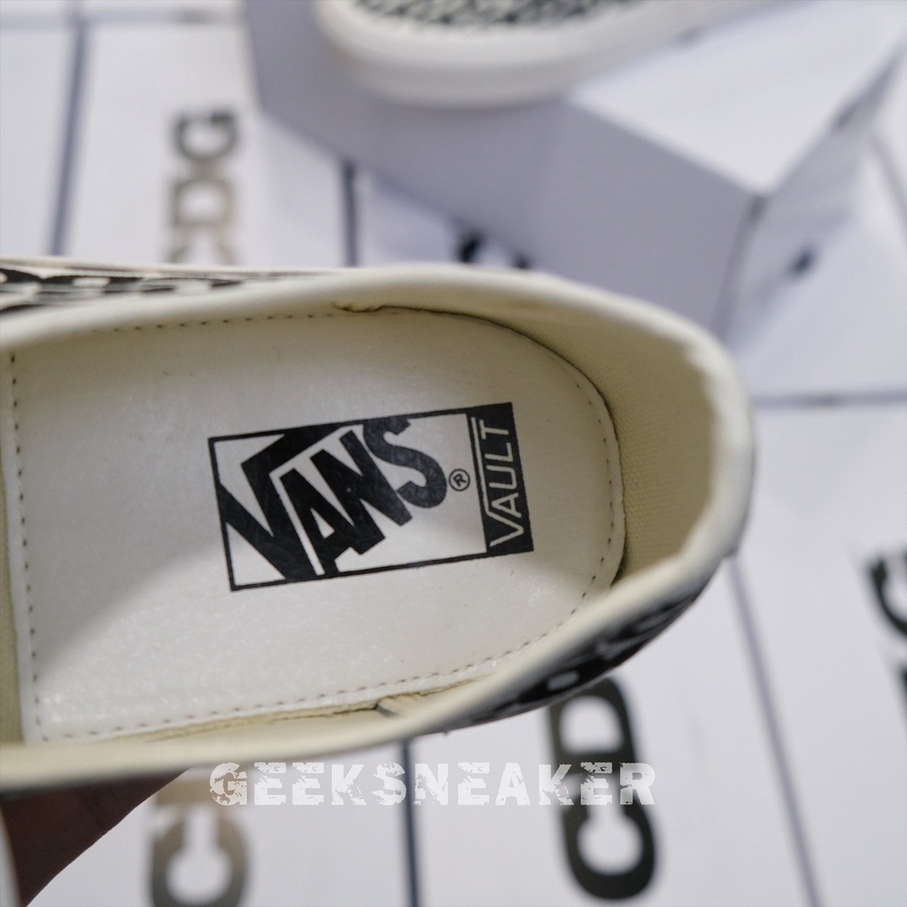 [GeekSneaker]  Giày cổ thấp -  Vans CDG '' Comme des Garçons x OG Authentic LX 'CDG Print Blanc De Blan ''