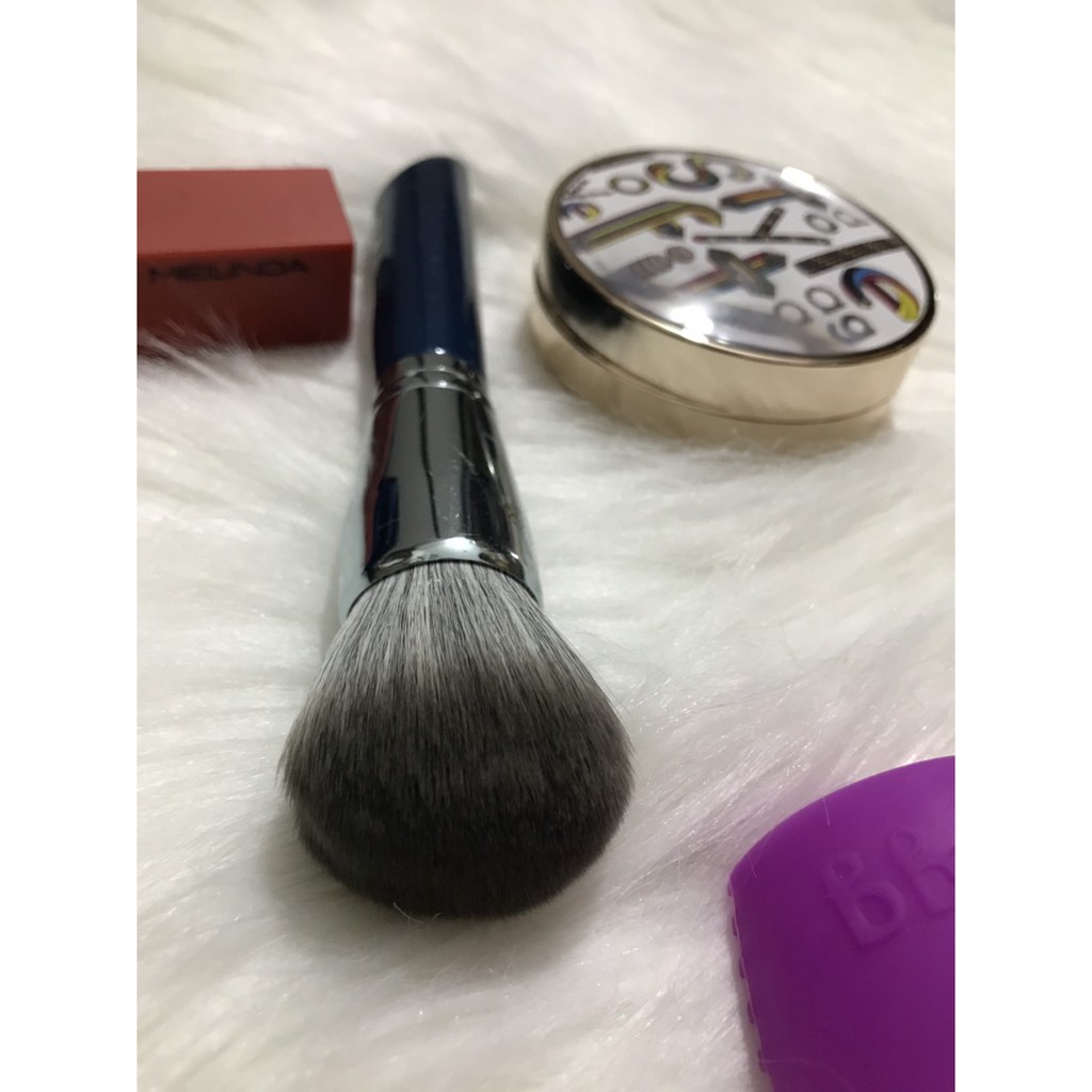 Cọ Trang Điểm Nền Docolor (Không Logo)