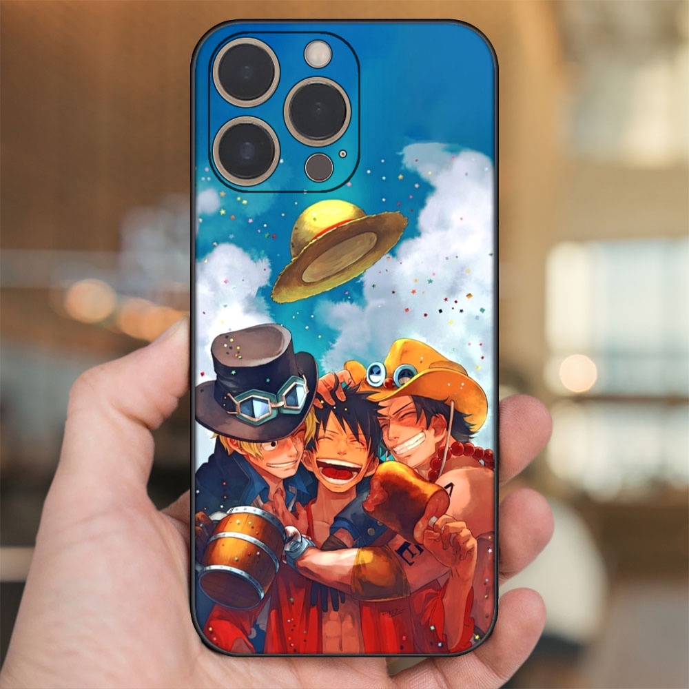 Ốp lưng iPhone 14 Pro dẻo đen cạnh vuông in hình Ace One Piece